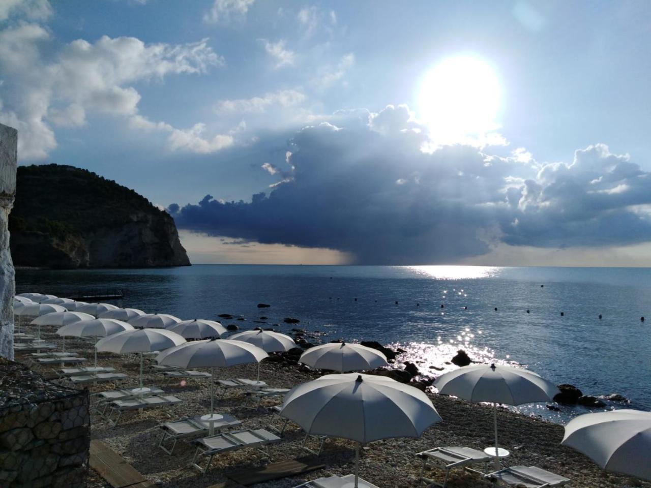 La Casa E Il Mare, Private Bay Hotel Mattinata Exterior photo